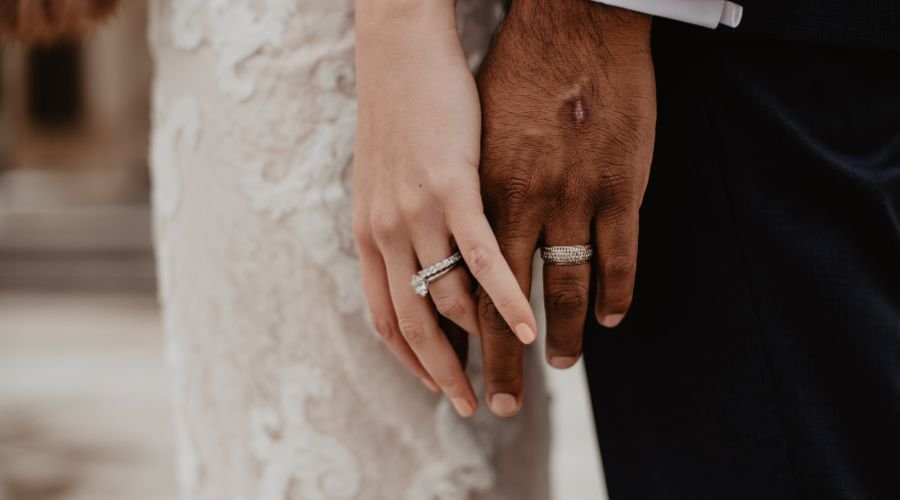 5 Curiosidades sobre Alianças de Casamento que Você Não Sabia